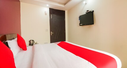 Hotel O Galaxy Room Type - Classic