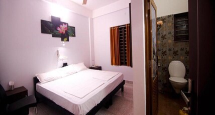 PLANET RESIDENCY Room Type - Deluxe Double Room-Ac
