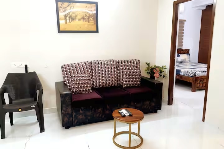 Awesome 2BHK Apartment Velachery - Tap to explore photos