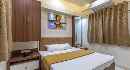 Hotel Rajlaxmi Grand Room Type - Deluxe Room Non Ac