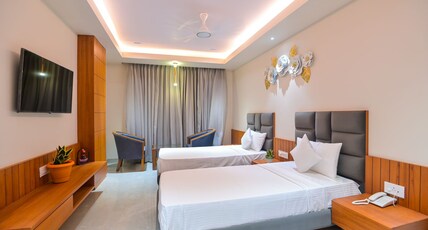 HOTEL PRATAP PALACE Room Type - DLX TWIN BED ROOM