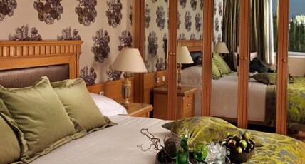 DIVANI CARAVEL Room Type - Premier Suite