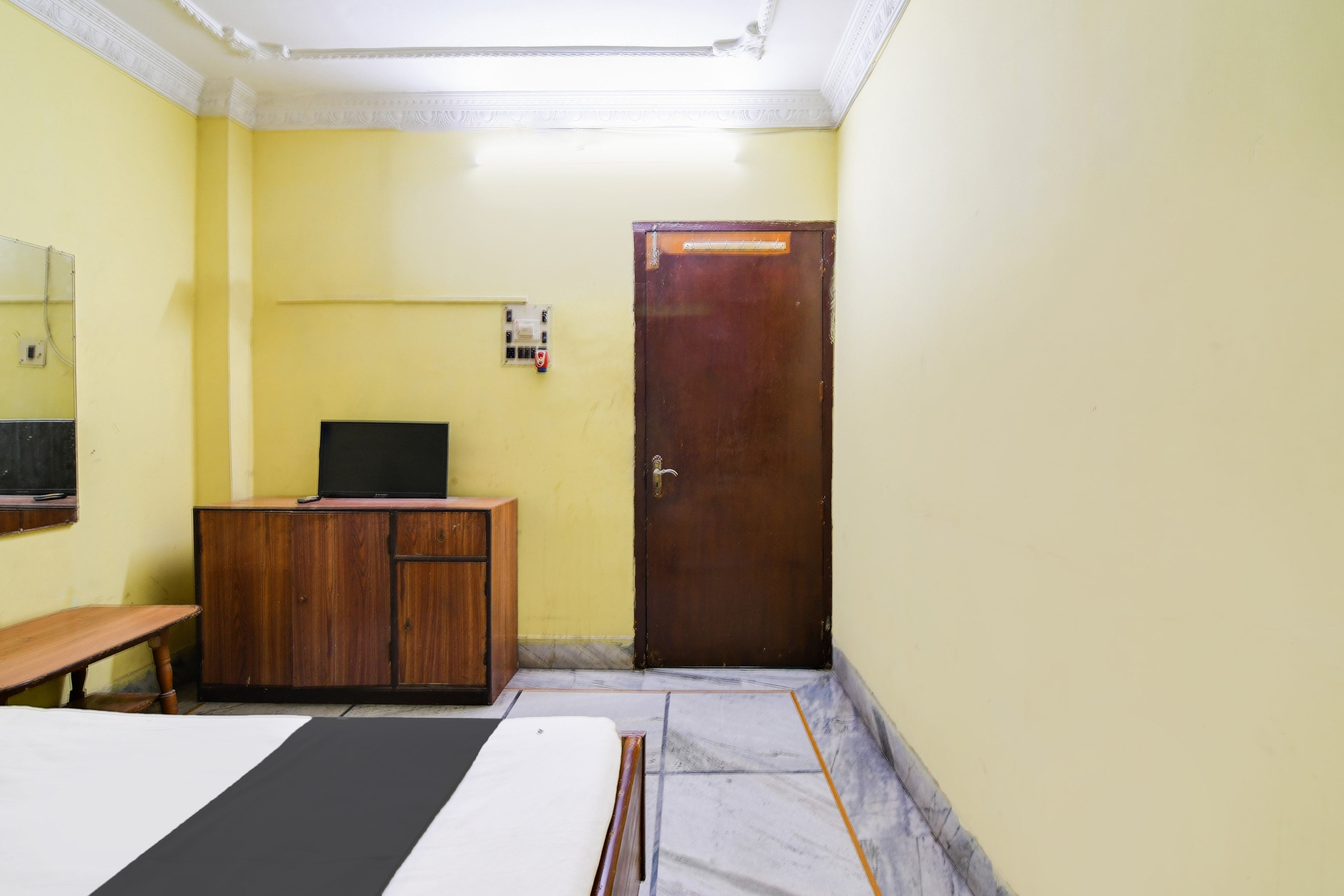 Hotel O Prakash International - Tap to explore photos