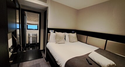 Great St Helen Hotel Room Type - Economy Double Room