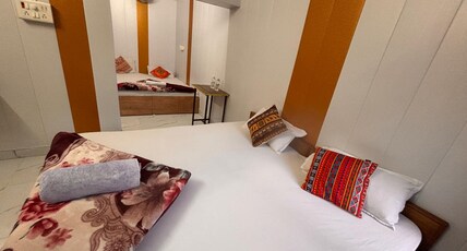 HosteLaVie | Om Home Guest House Room Type - Familiar 3-4 people