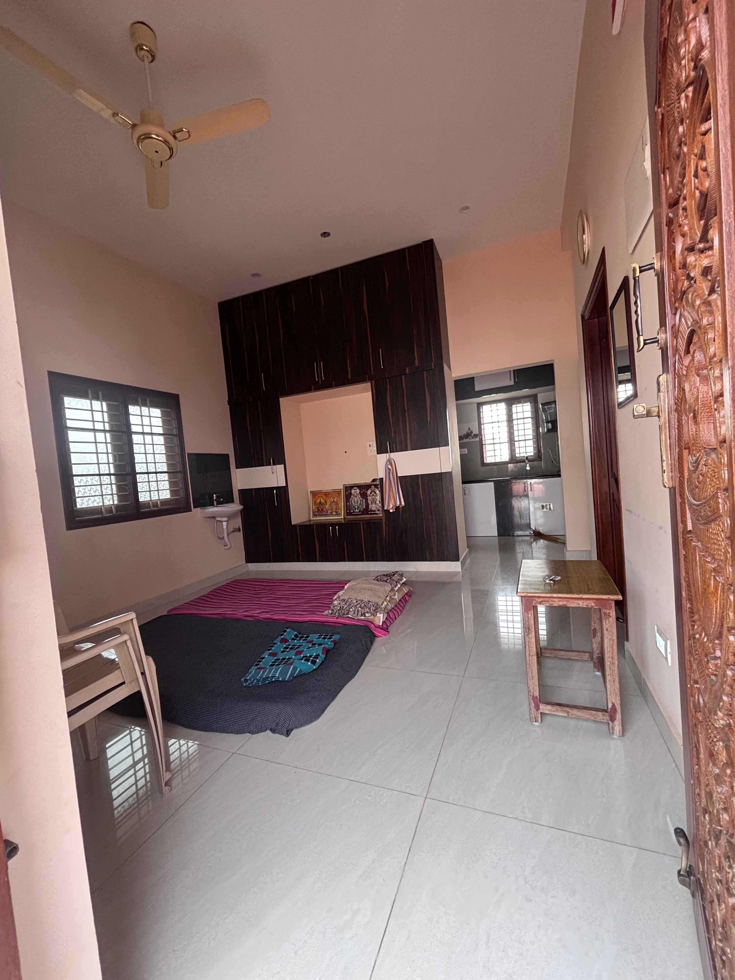 JO's Homestay - Tap to explore photos