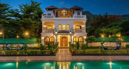 City Homes Luxury 7BHK Villa Pool Jacuzzi Karjat Room Type - City Homes Luxury 7BHK Villa Pool Jacuzzi Karjat