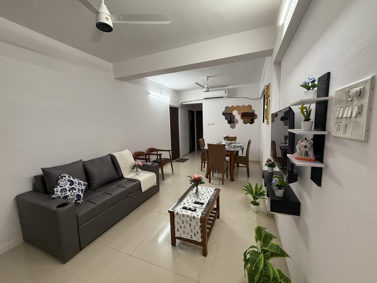 Sky Luxury Suites And Serviced Apartments - Tap to explore photos