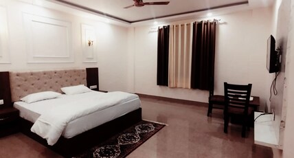 Shobha Garden Room Type - LUXURY ROOM