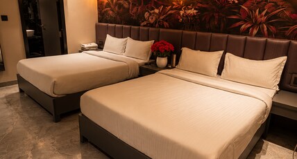 Daddys Den Mount Abu Room Type - Comfort Four Bedded AC Room