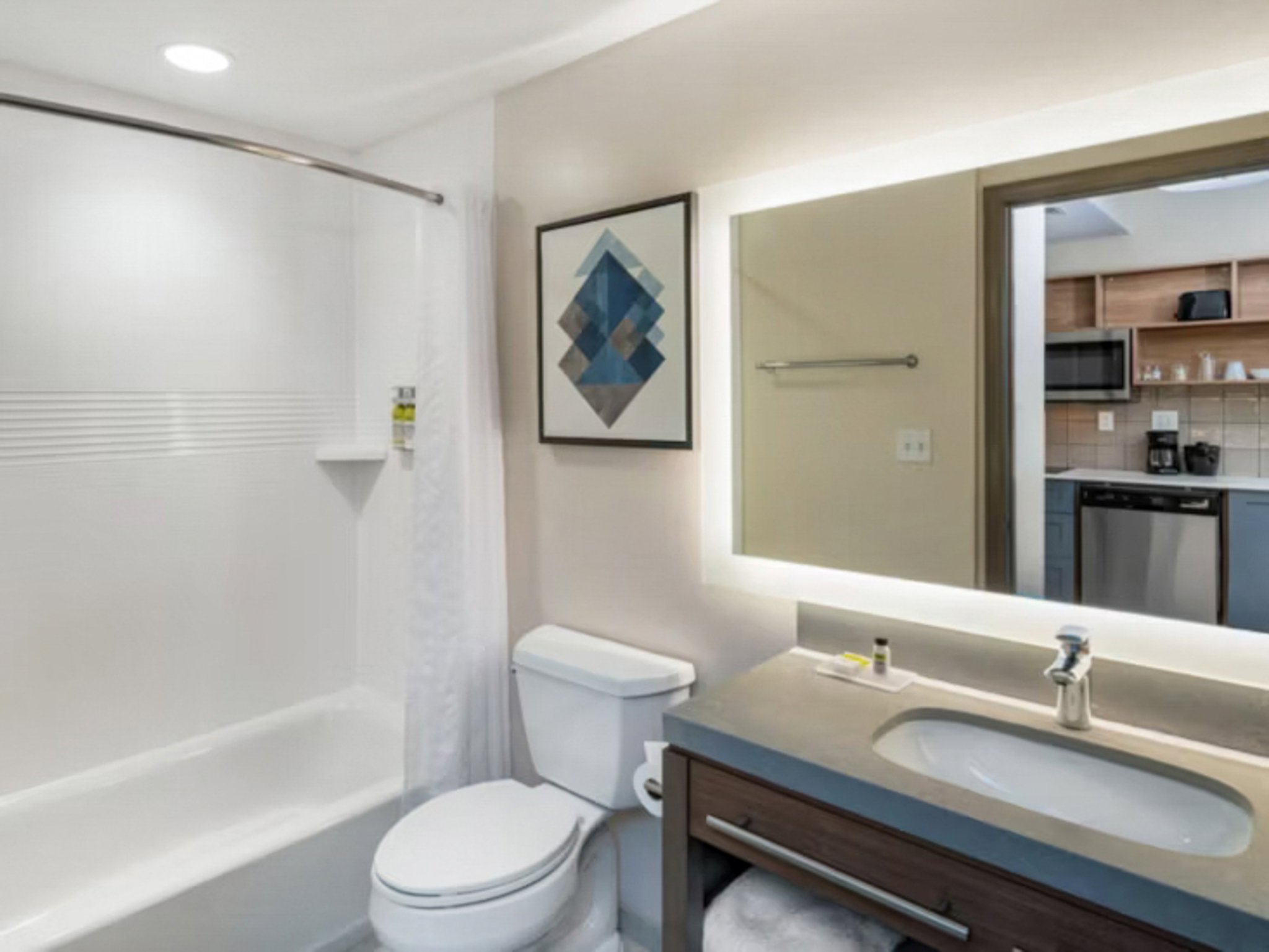 Candlewood Suites Champaign-Urbana University Area - Tap to explore photos