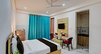 Akshay Dream Stay Room Type - Deluxe Room with Balcony