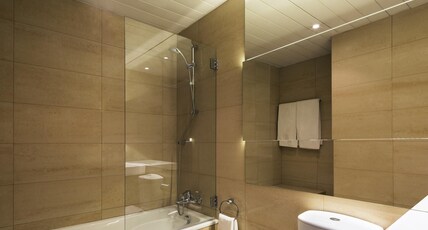 Mercure Porto Centro Hotel Room Type - Privilege Double Bedded Room with Panoramic City View Mercure Porto Centro Hotel Room Type - Privilege Double Bedded Room with Panoramic City View
