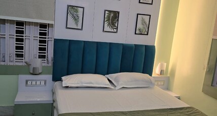 Mossy Retreat | 8 Mins Drive To SUM Hospital Room Type - Minty Fresh by Mossy Retreat