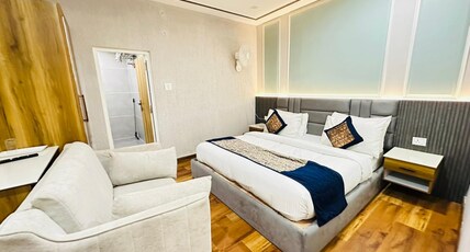 Excel Hotels & Resorts Mall Road Nainital Room Type - Family Suite With Lake Facing