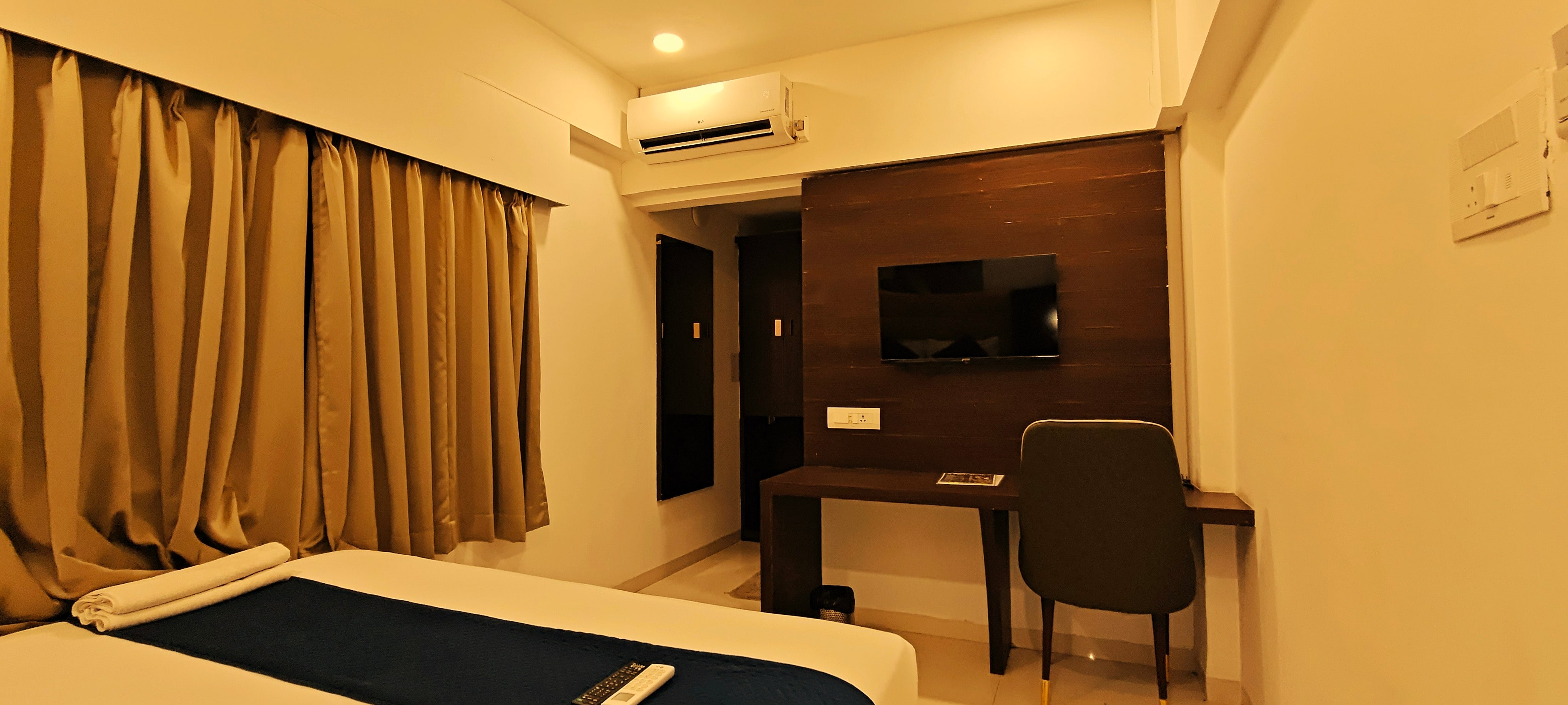 Hotel Meritel Grande Vijay Nagar Indore - Tap to explore photos