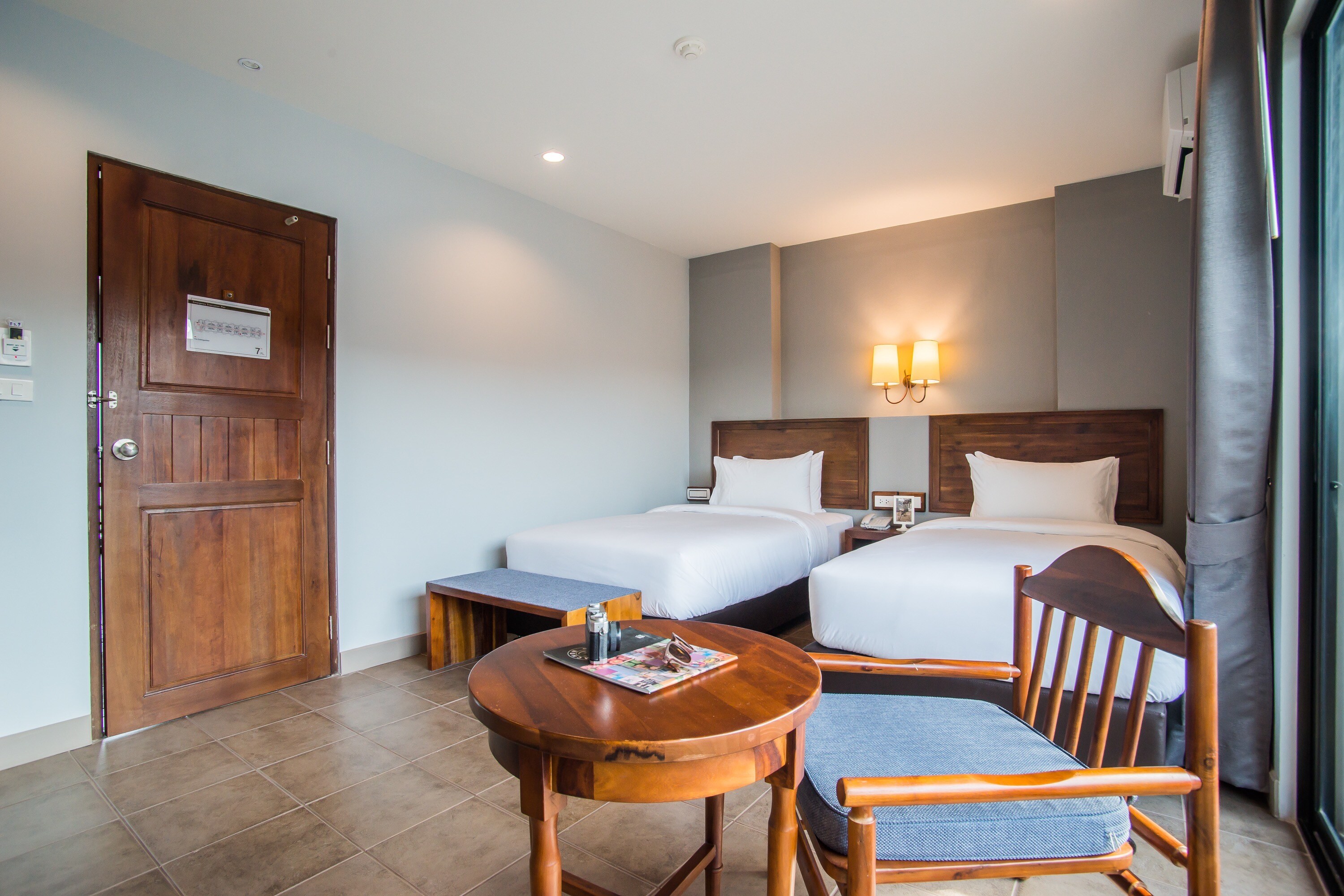 Carunda Hotel Pattaya - Tap to explore photos