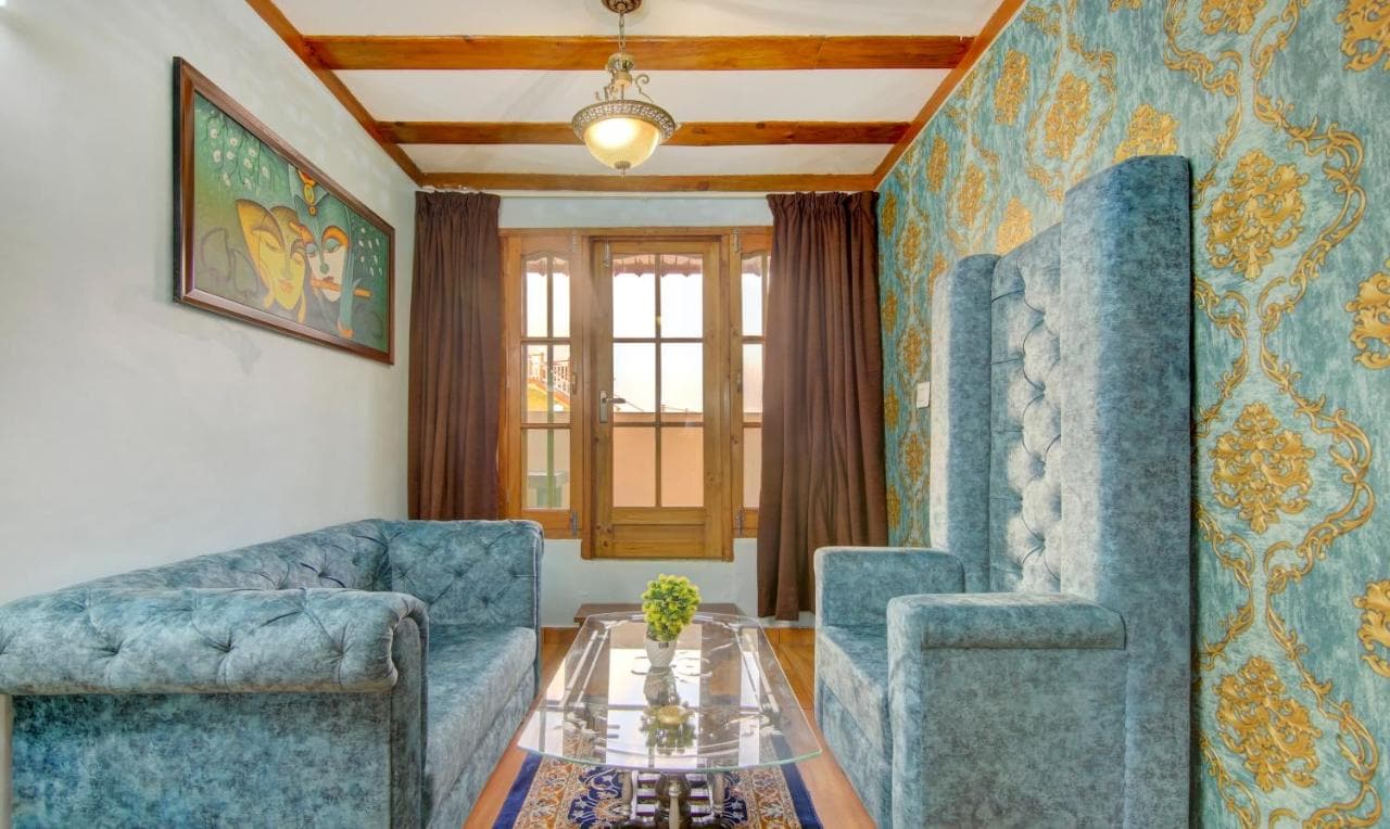 The Alpine Villa - Tap to explore photos