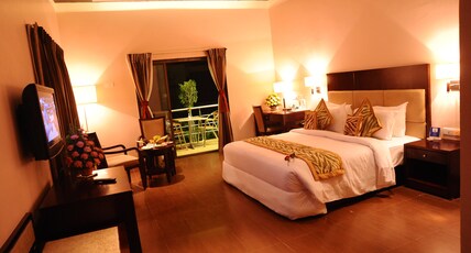AAVASA RESORT  HAAILAND Room Type - Senior Suit Room