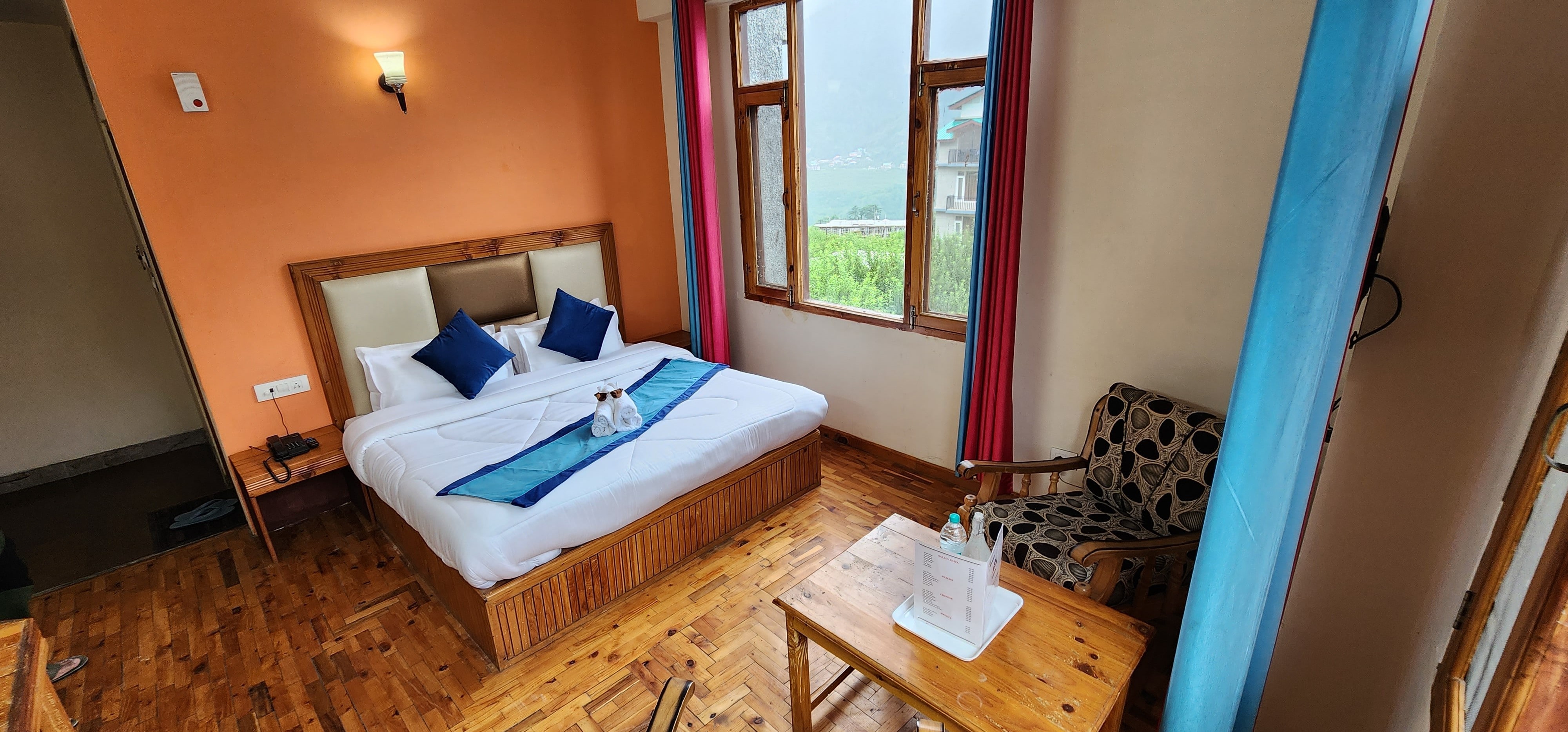 New Himalayan Cottage Manali - Tap to explore photos