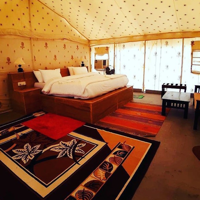 Le Royal Camps - Tap to explore photos