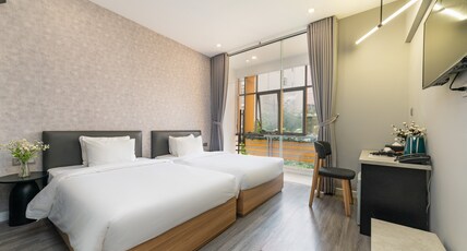 The Hotel Nicecy Room Type - Deluxe Twin Room with Balcony