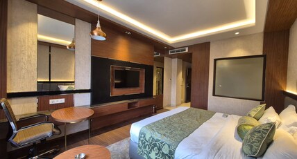 The Grand Mamta (Near Dal Lake) Room Type - New Platinum Premium Executive Room