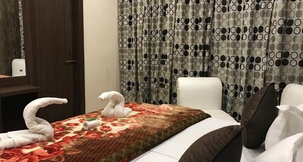HOTEL SHEELA- 100 MTR from TAJ MAHAL Room Type - Deluxe Room AC HOTEL SHEELA- 100 MTR from TAJ MAHAL Room Type - Deluxe Room AC
