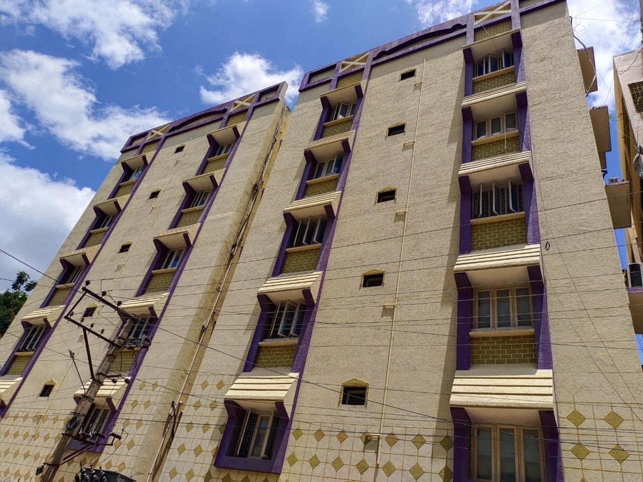 Sri Venkateshwara home stay 1bhk 2bhk - Tap to explore photos