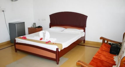 Thavika Onila Resort, Yelagiri Room Type - Deluxe Room With Garden View Thavika Onila Resort, Yelagiri Room Type - Deluxe Room With Garden View