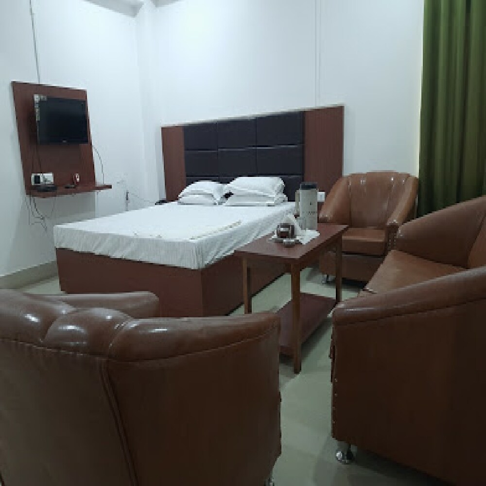 Hotel Brindavan - Tap to explore photos