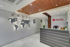 Hsquare Hotel Lokhandwala