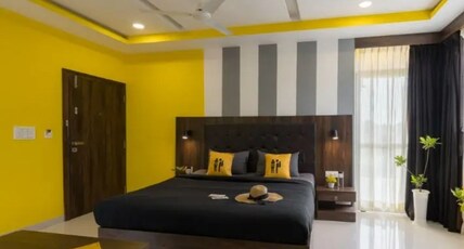 The Hosteller Gokarna Room Type - Deluxe Double Room with Balcony