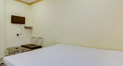 HOTEL SWAPNO NEER Room Type - Non AC Deluxe