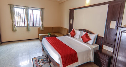 Hotel Vinayaga Excellenciy Room Type - Suite Room Hotel Vinayaga Excellenciy Room Type - Suite Room