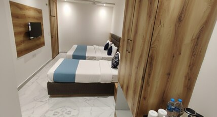 Hotel Ravi Palace Room Type - Family Triple Suite