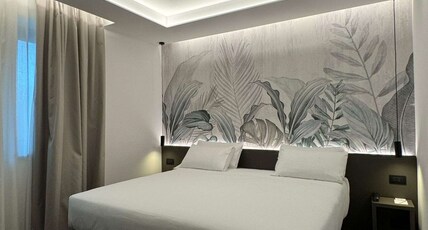 Best Western Park Hotel Continental Room Type - 1 King Bed, Non-Smoking, Deluxe Room, Flat Screen Television