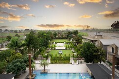 juSTa Nature's Nest Resort
