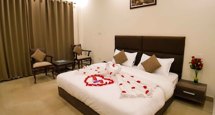 Merriment Hotel and Restaurant by VRB Hotels Room Type - Superior Room With Common Lobby Merriment Hotel and Restaurant by VRB Hotels Room Type - Superior Room With Common Lobby