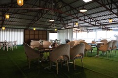 Shivanya Hills and Cafe