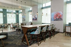 Hampton Inn & Suites by Hilton Erie Bayfront