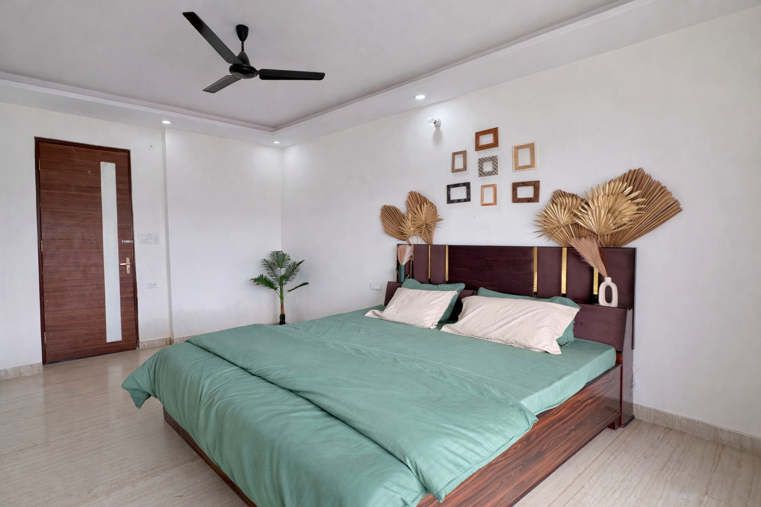 Aesthetic Boho 2BHK with Ganga View - Tap to explore photos