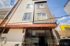 Shri Ram Retreat Guest House