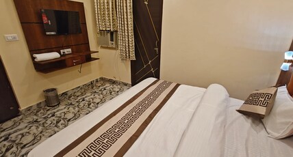 HOTEL SHUBH SHAKTI INN Room Type - Luxury Double Bed Room