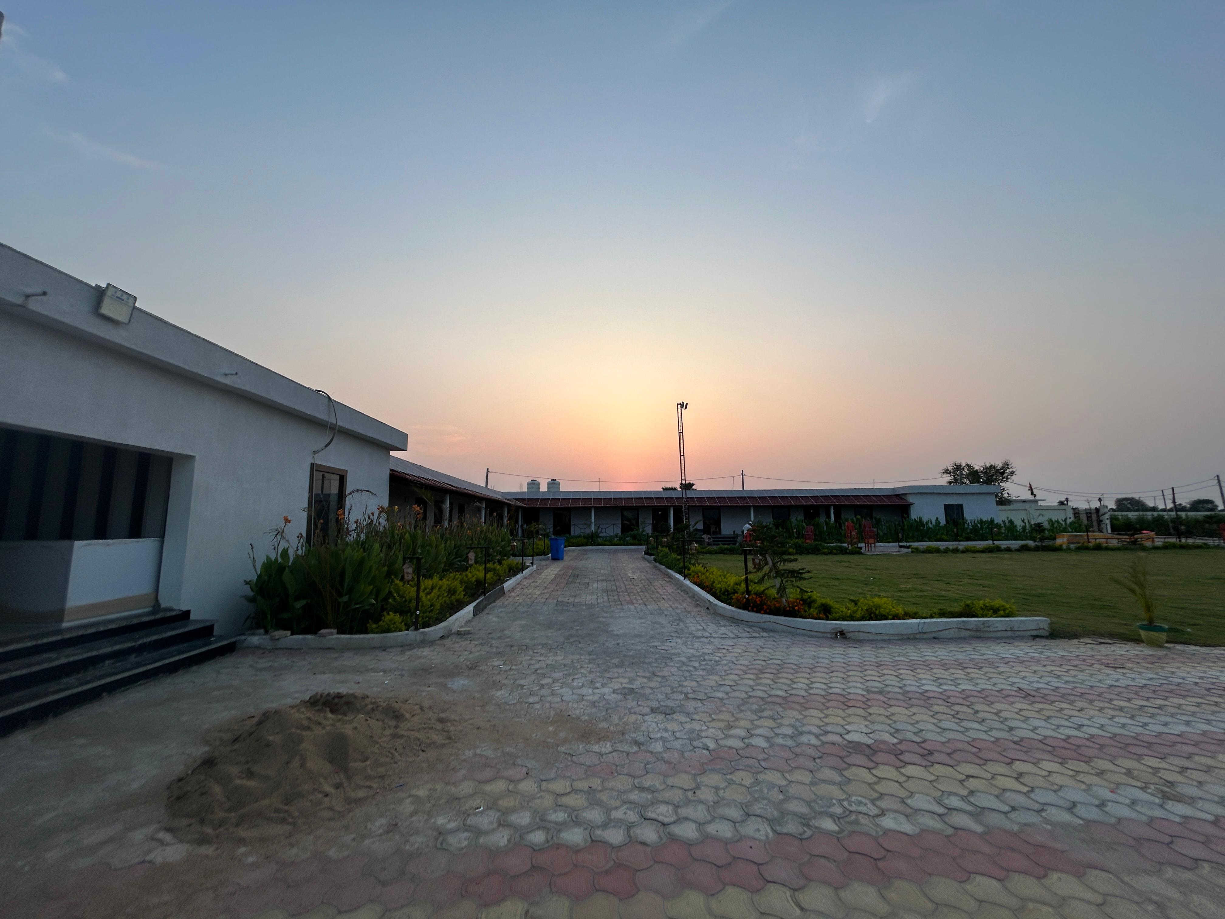 Sangam Resort - Tap to explore photos