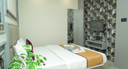 SP24 Restaurant and Lodge Room Type - Deluxe 203