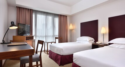 Hotel Capitol Kuala Lumpur Room Type - Premium Twin