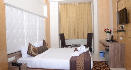 Hotel Rajmahal Room Type - Superior