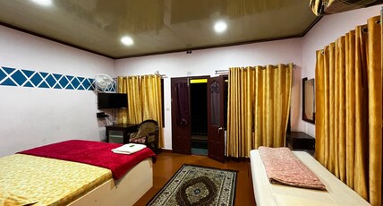 Greenleaf Holidays Room Type - Double Suite Room