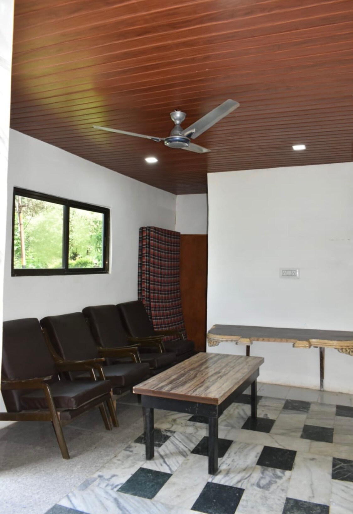 Mount Abu Horizon Hotel - Tap to explore photos